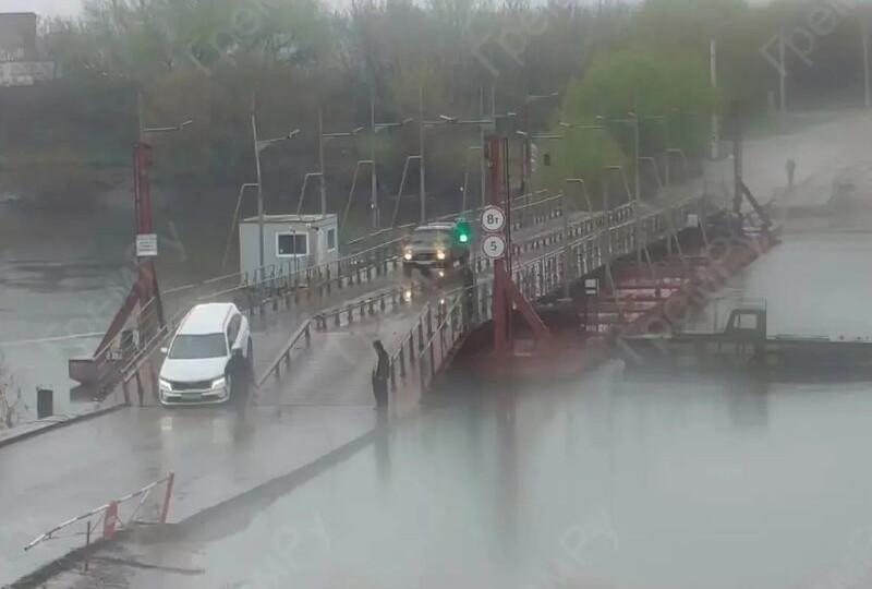 Снижение уровня воды привело к открытию понтонного моста в воронежском Шилово