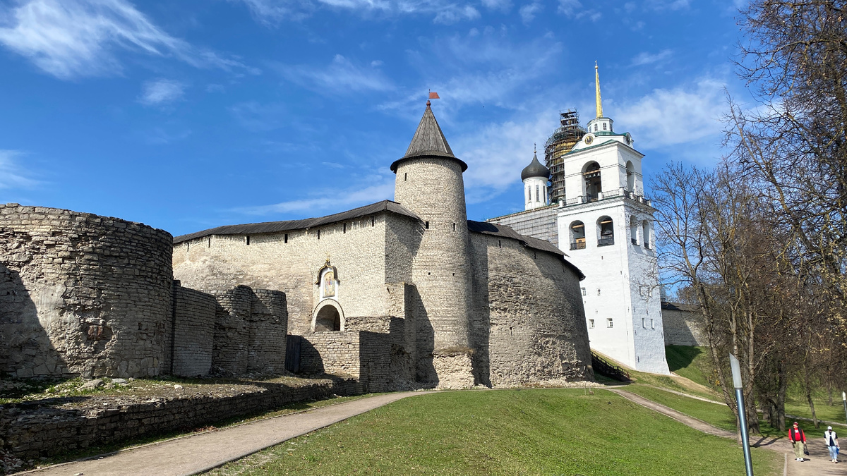 Псковский Кром (кремль).
