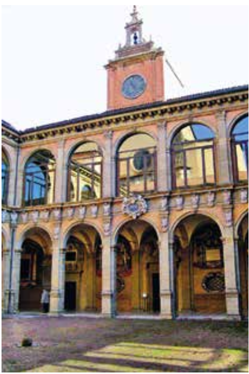 Часовня Болонского университета, обязанная своим именем юристу Булгаро де Булгарису