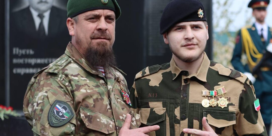 Адаму Кадырову вручили памятную медаль в честь 20-летия спецполка «Север» имени А-Х.А. Кадырова