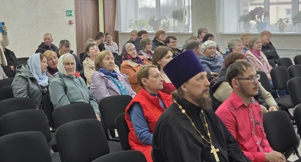 В Антоновке Спасского района прошёл пасхальный фестиваль «Святая Пасха»