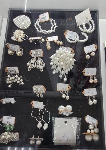 Сережки из винтажной лавки