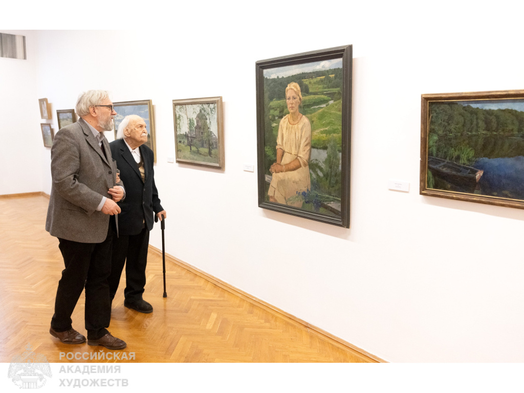Гости выставки «Андрей Горский. Преходящее и вечное» в МВК РАХ Галерее искусств Зураба Церетели (Москва, Пречистенка, 19). Фото: Виктор Берёзкин, пресс-служба РАХ. 2026