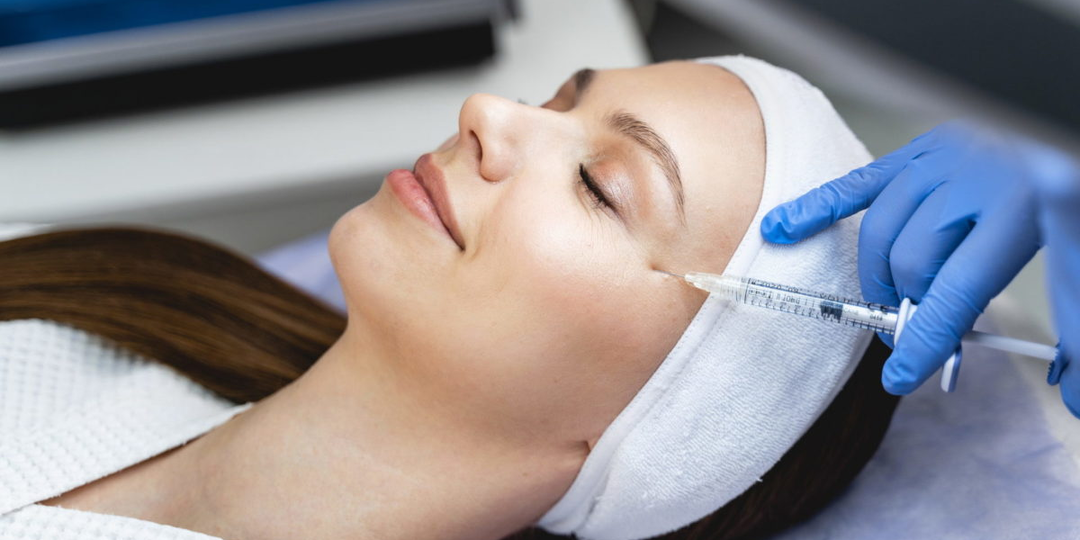 Биоревитализация Revi Silk: формула для чувствительной кожи — и почему «деликатно» в 2026 году стало главным критерием выбора