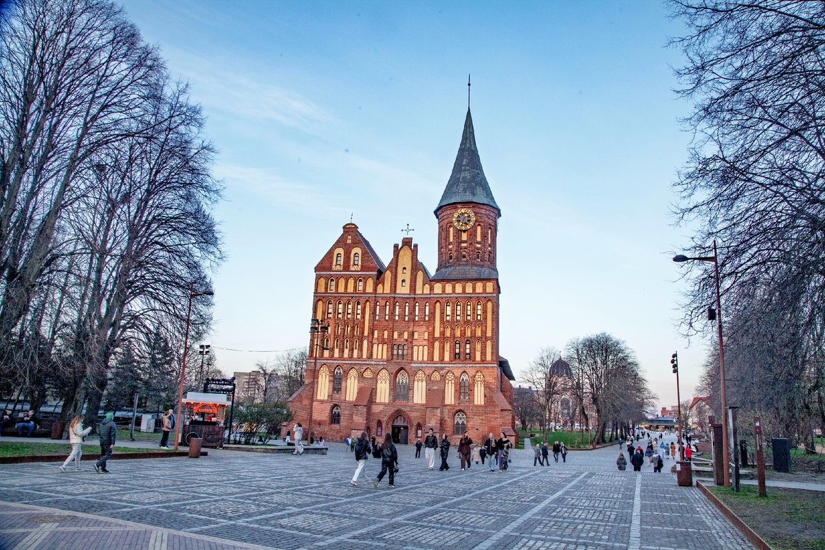 Вид на Кафедральный собор со стороны Эстакадного моста