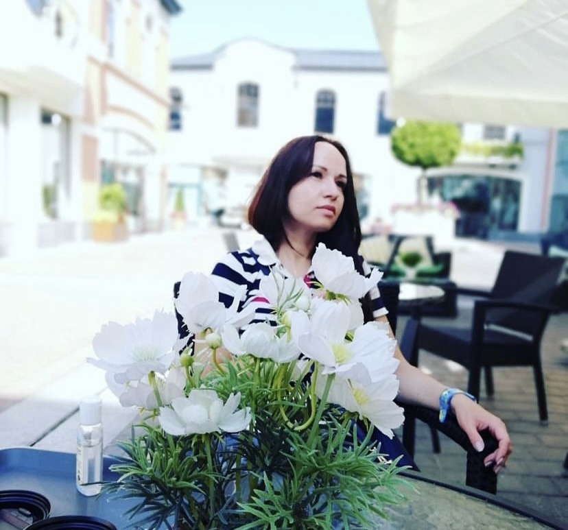 Автор канала - личное фото. 