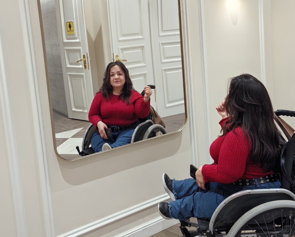 Туалет в Эрмитаже. Выглядит красиво. Но проблема — та же, что в Выборге и в ТЦ