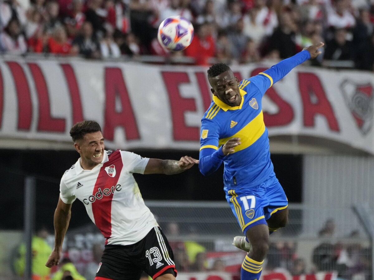    Игровой момент в матче "Ривер Плейт" - "Бока Хуниорс" | © пресс-служба клуба "Бока Хуниорс"