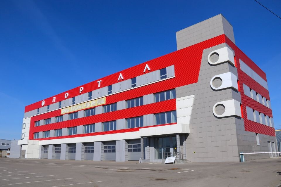    Здание на ул. Попова, 220г. Источник: Виталий Барабаш/"Толк"