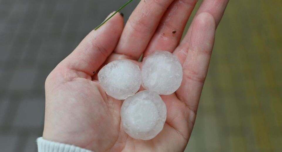 Ракету для борьбы с градовыми облаками разработали в России