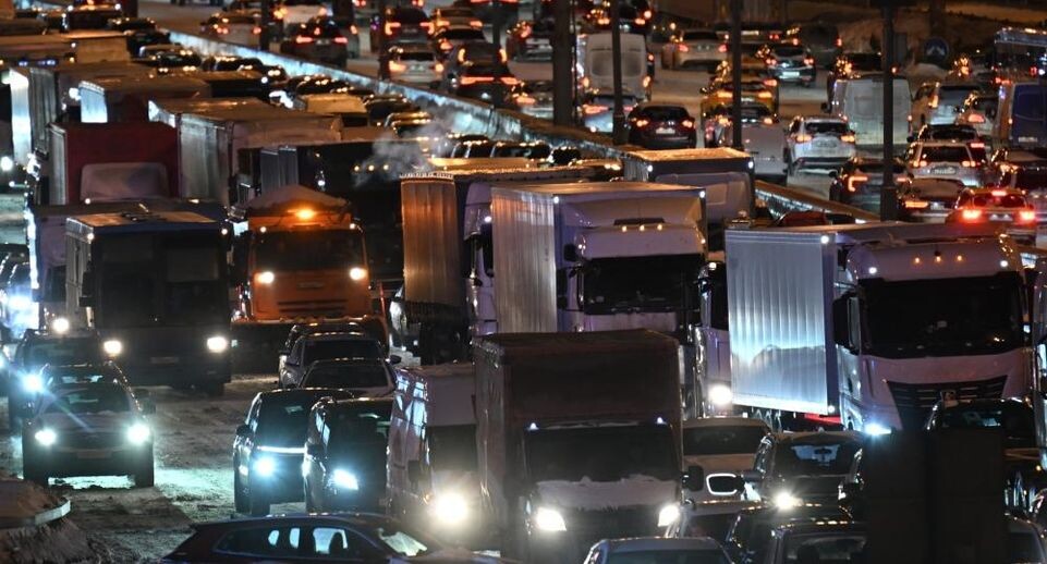 В Забайкалье из зоны затора на трассе эвакуировали 253 человека