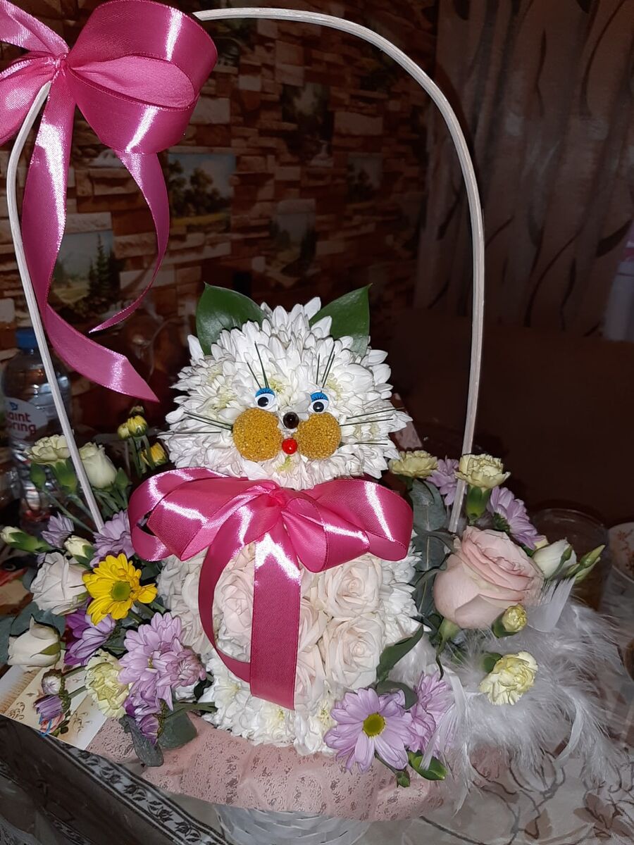 Букет от подруги Юли