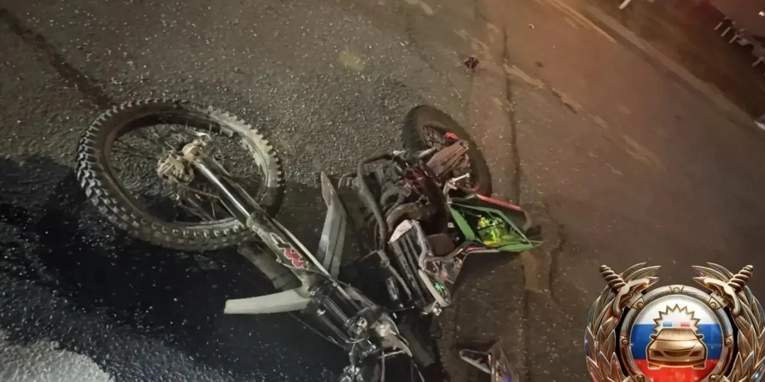 В Уфе в ДТП мотоциклист и его пассажир получили жуткие увечья