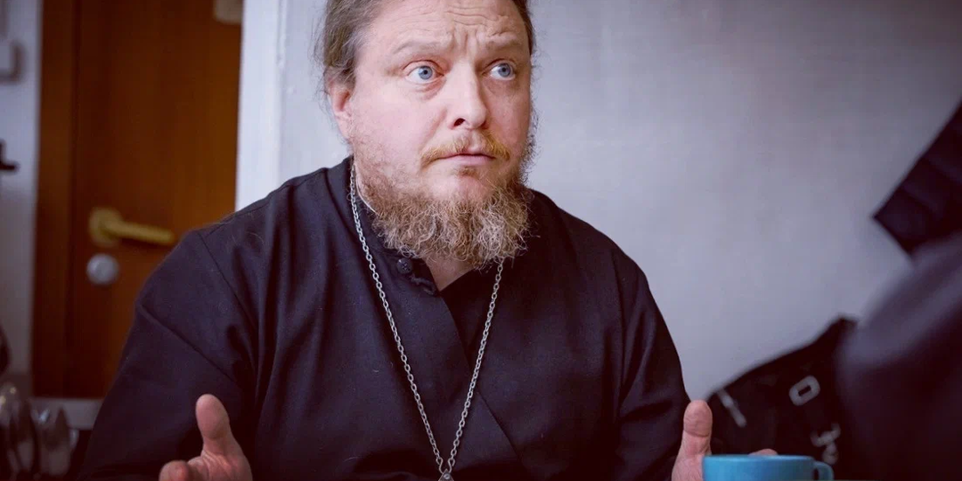 Можно ли читать Псалтирь за усопших дома и как делать это правильно? Протоиерей Феодор Бородин