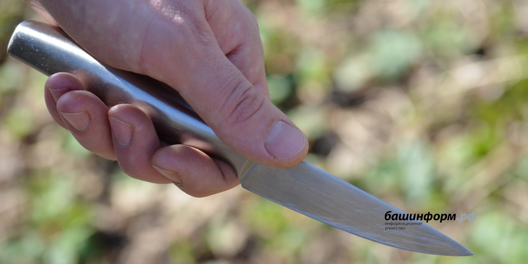 В Башкирии в больницу доставили истекающего кровью мужчину