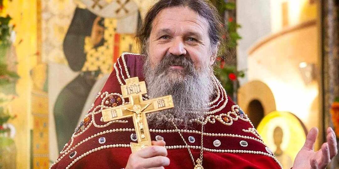 Стать святыми людьми