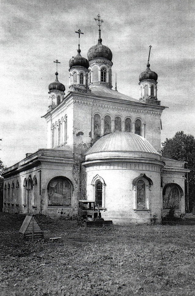 Так выглядел храм в советское время. Фото с сайта: pastvu.com