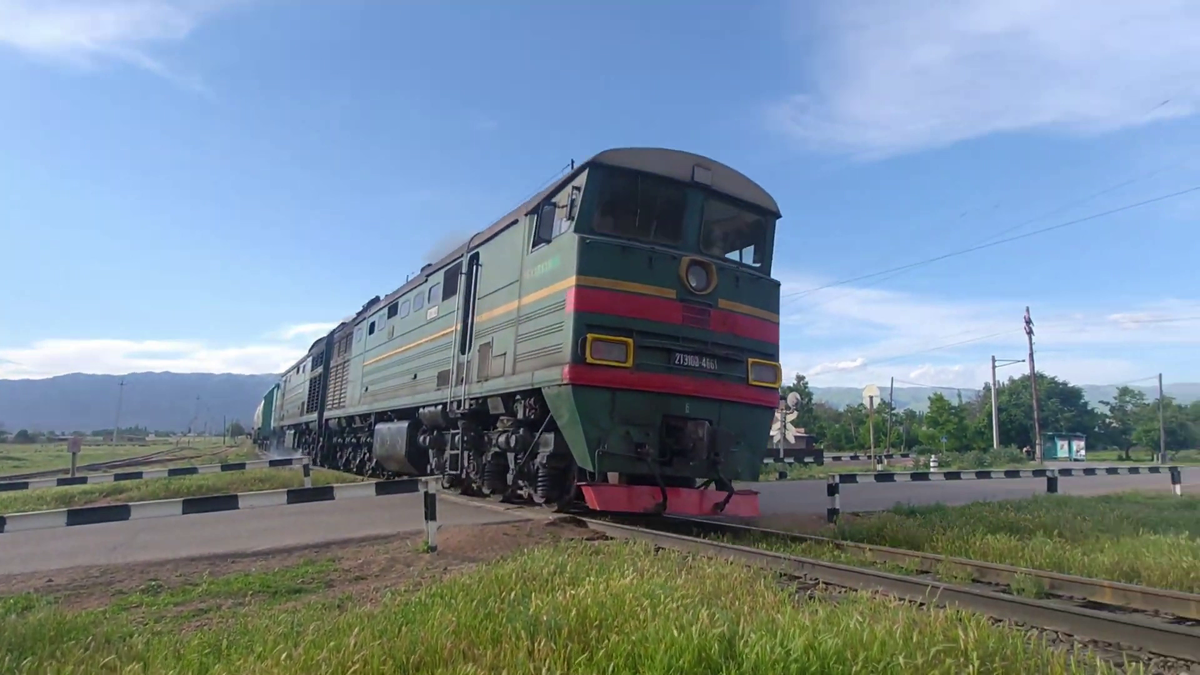 2ТЭ10В-4661