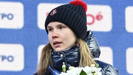 Скромная суперлыжница Алина Пеклецова!