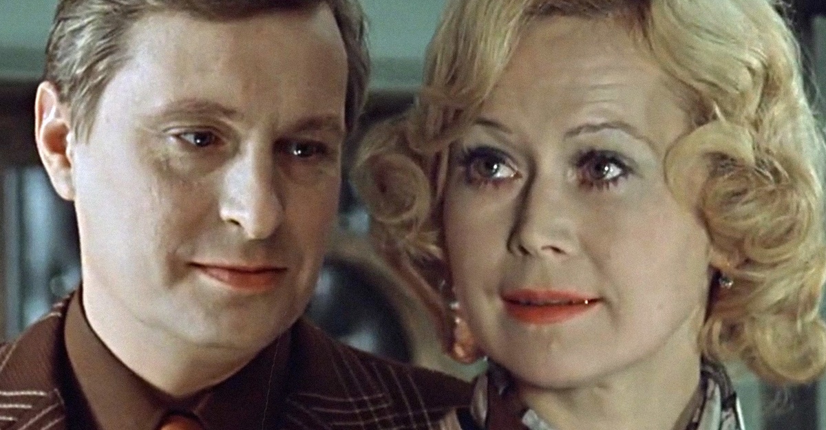 Герои фильма «Служебный роман» (1977). Коллаж взят на сайте https://www.kinoafisha.info/