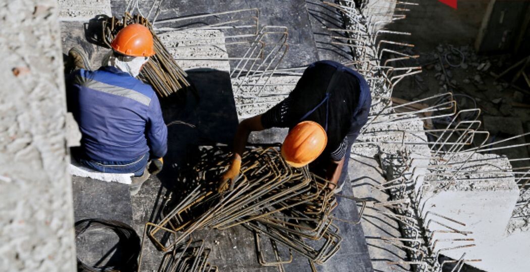 Большинство мигрантов приезжают в Коми работать на стройках