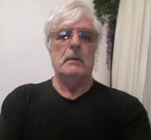 -Я предложил раздельный бюджет, а она поделила посуду, холодильник и даже туалетную бумагу, перестала готовить и убирать за мной. Николай 52