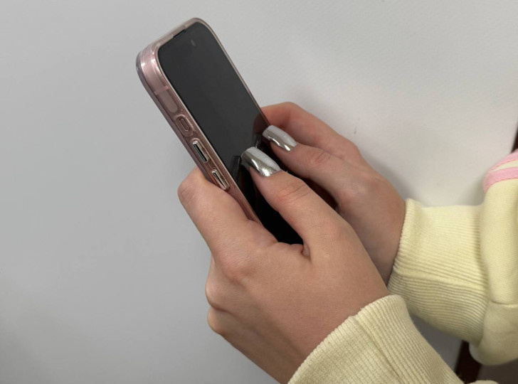 С мая начнут действовать новые правила для тех, кто не убрал WhatsApp*