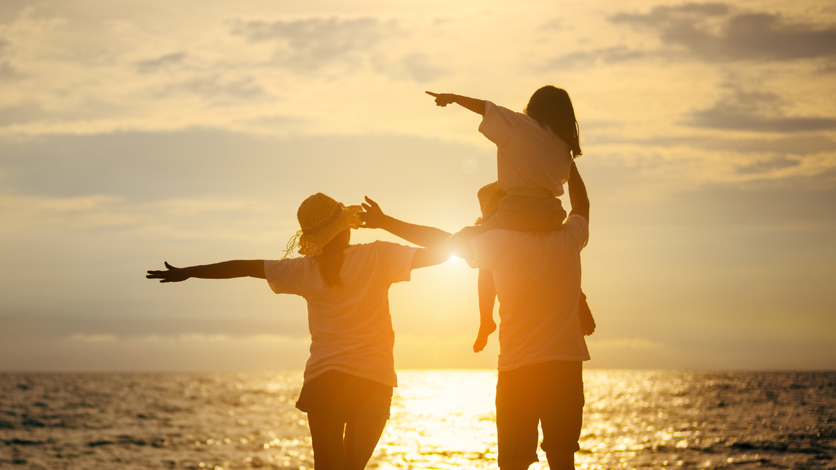 Отдых на море не всегда эффективно напитает "Д", ведь это зависит от многого.