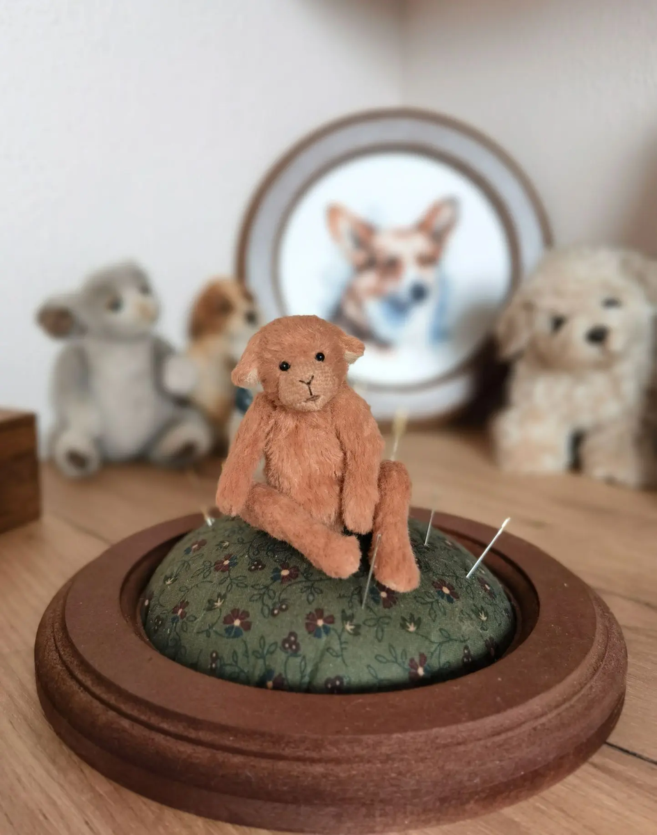 Собачка-игрушка в стиле Тедди из пушистой, кудрявой вискозы на канале "Домик на Северной" 