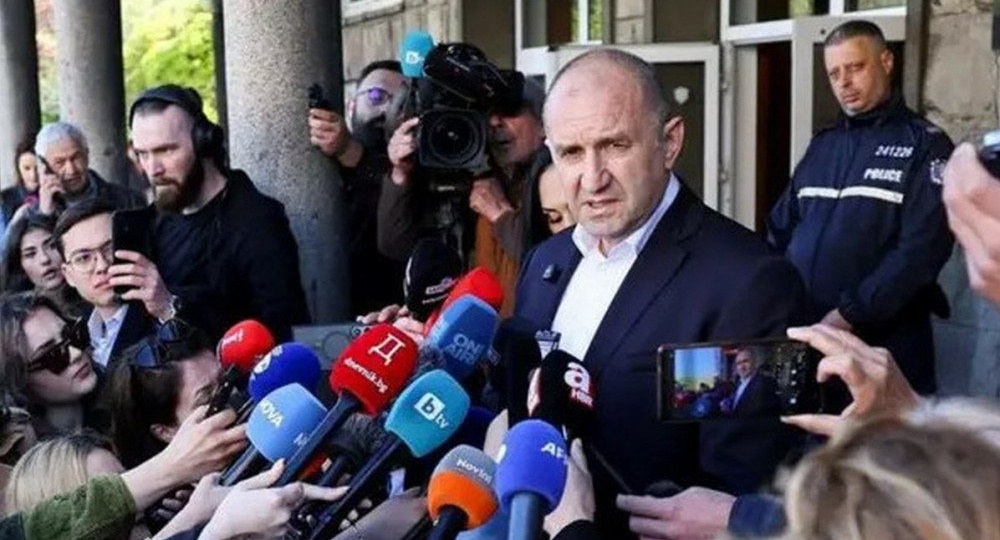 КОАЛИЦИЯ, ВЫСТУПАЮЩАЯ ПРОТИВ АНТИРОССИЙСКИХ САНКЦИЙ И ВОЕННОЙ ПОМОЩИ УКРАИНЕ, ПОБЕЖДАЕТ НА ВЫБОРАХ В БОЛГАРИИ