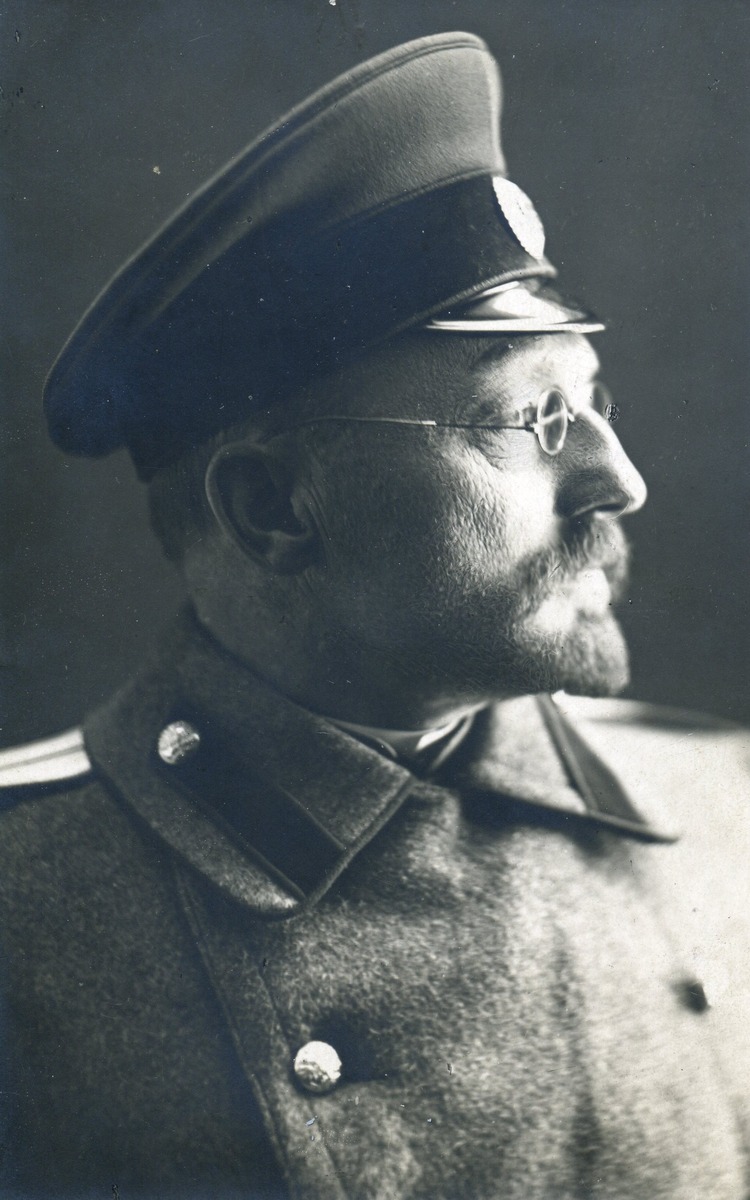  В.В. Вересаев в форме военного врача. 1915 год. Фото с сайта дома-музея В.В. Вересаева в Туле