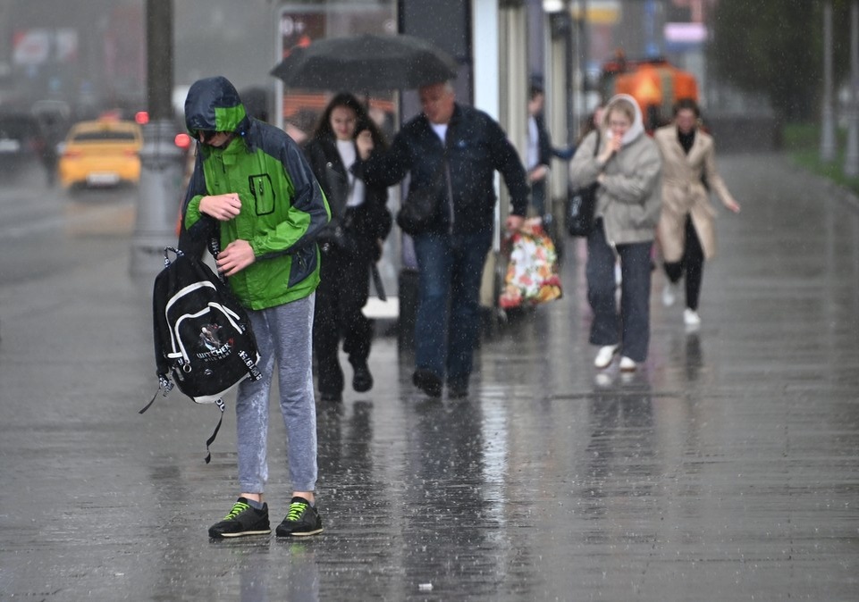    Жителей Ростова и области ждет дождливая неделя. Евгения ГУСЕВА