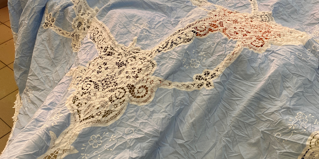 Бюджетный винтажный шик: мои находки домашнего текстиля в секонд-хэнде