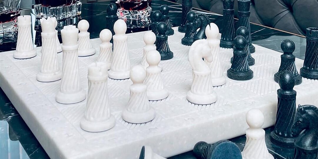 Возникновение шахмат: от древних досок до современных шедевров