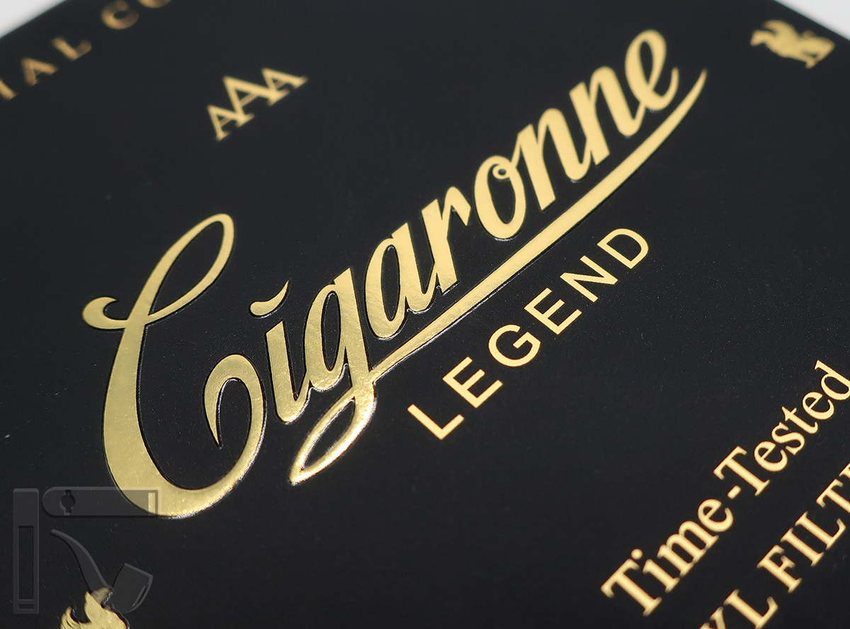 Сигареты Cigaronne Legend. Фото: © канал "Уголок Курильщика"