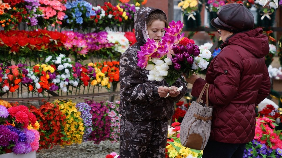 Минприроды сказало, что в Беларуси могут запретить производить искусственные цветы