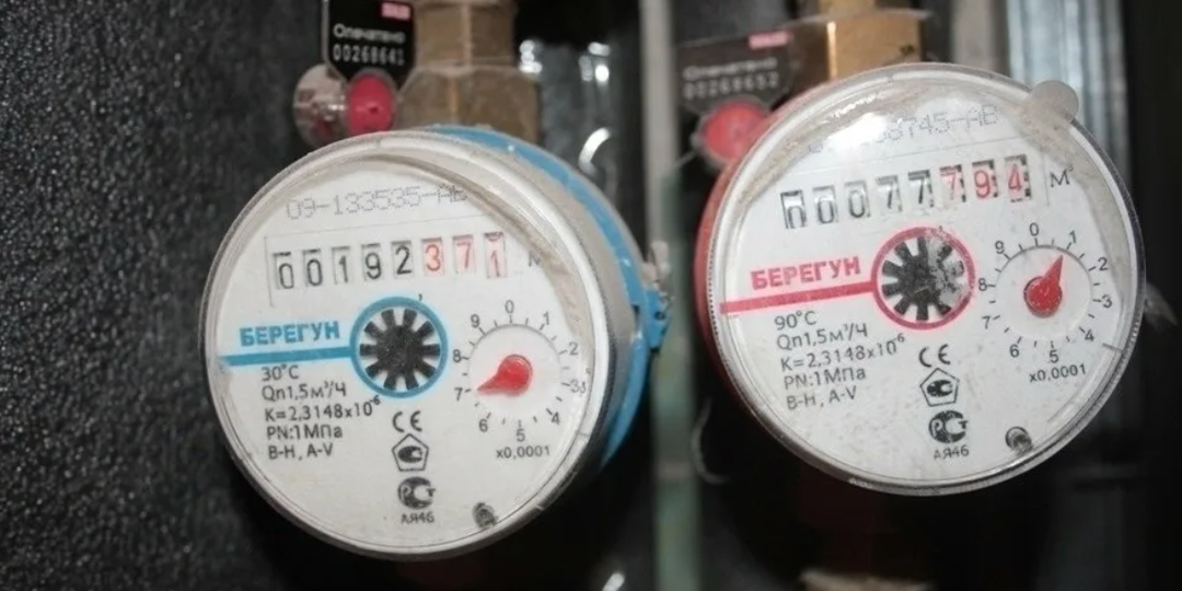 С мая начнут действовать новые правила поверки счетчиков горячей и холодной воды: как это отразится на собственниках