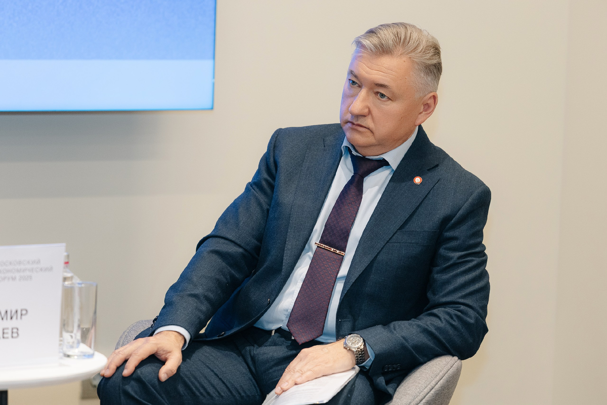 Боглаев Владимир Николаевич 