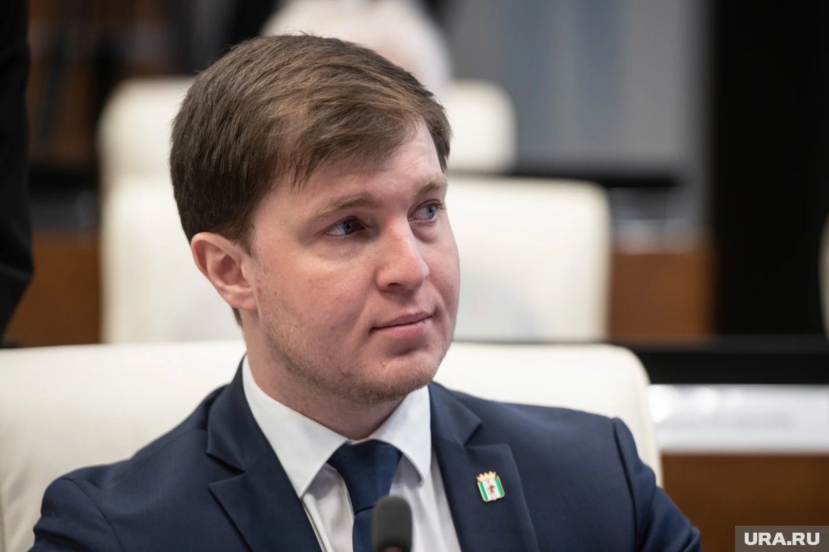     Михаил Петров подал документы для участия в предварительном голосовании ЕР