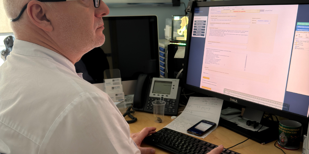 КОМУ МЫ МЕНЯЕМ СУСТАВЫ