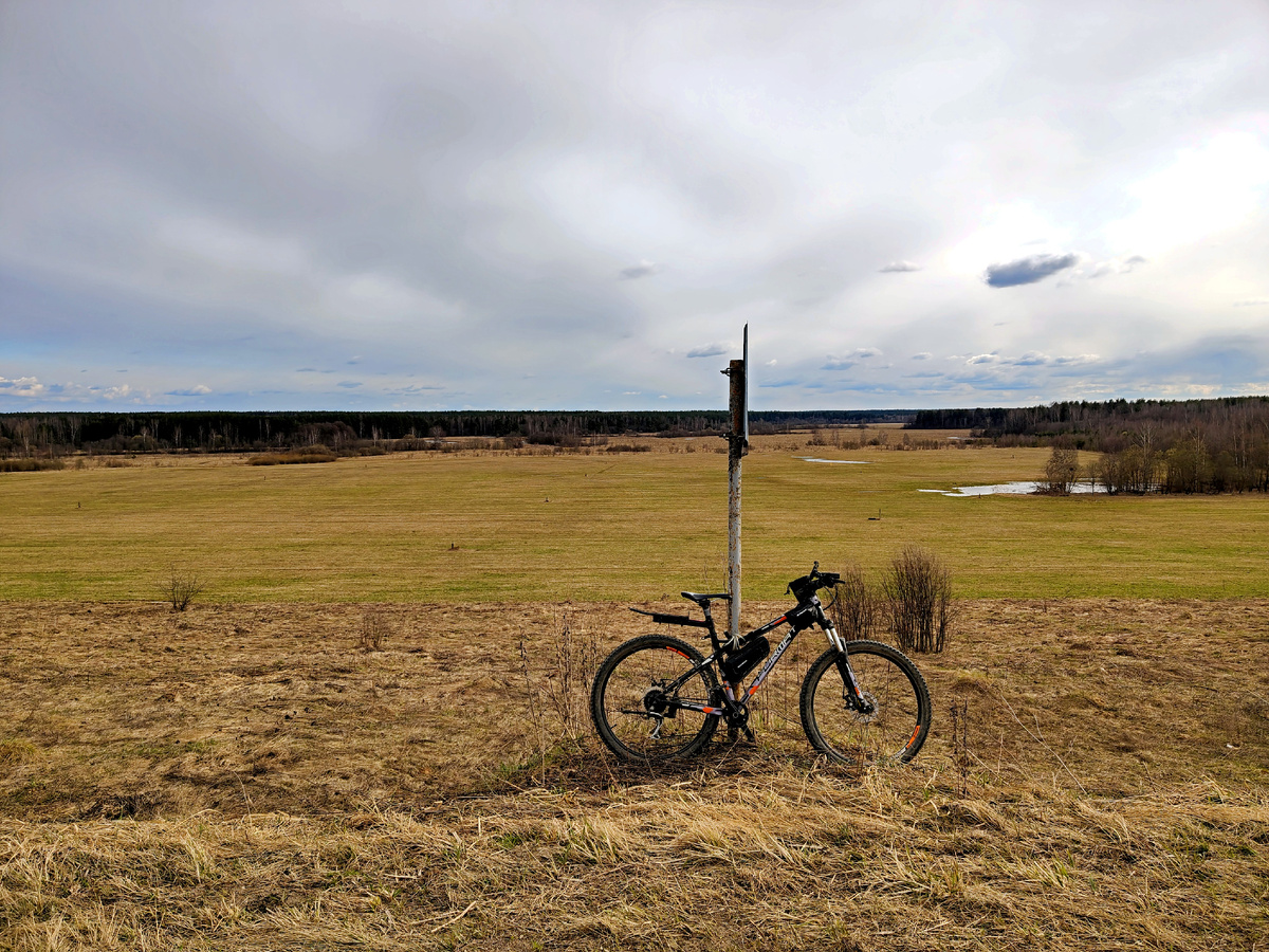 По дороге к мостику