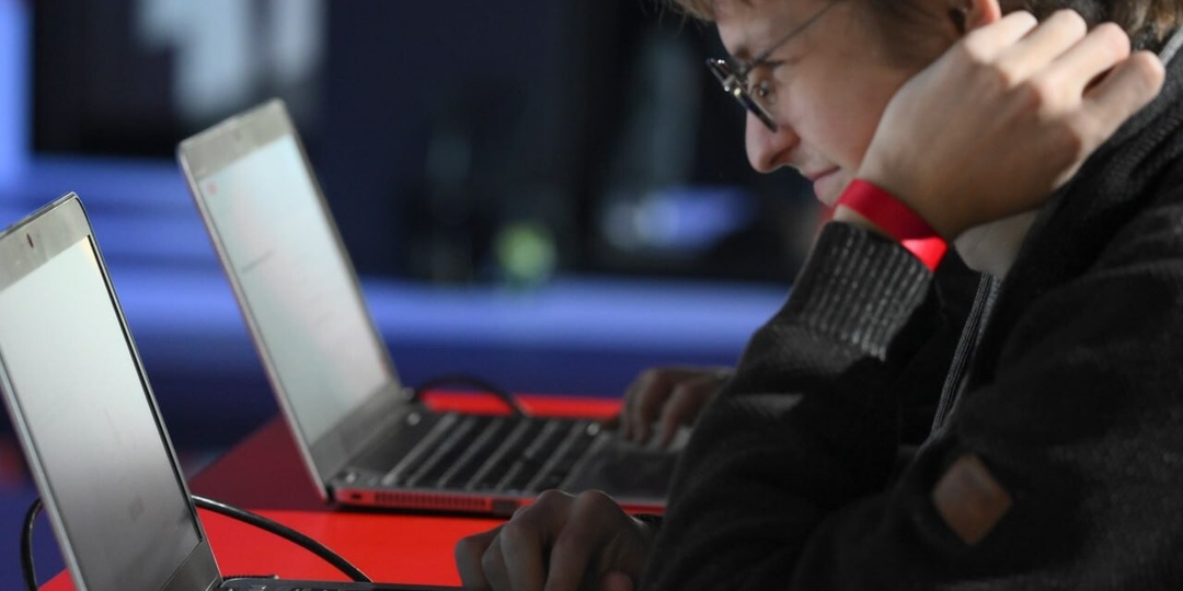 Эксперт: для желающих уехать из России ИТ-специалистов за границей есть множество рисков