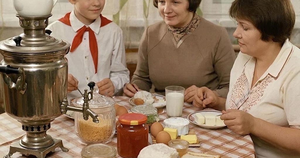 Какой режим питания в СССР считался правильным. Сколько раз в день нужно есть человеку