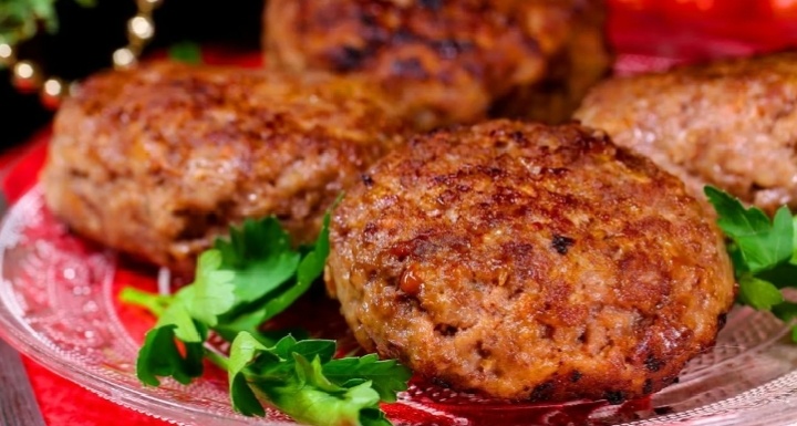 🥩 Бифштекс из фарша говядины на сковороде: пошаговый рецепт идеального мясного ужина