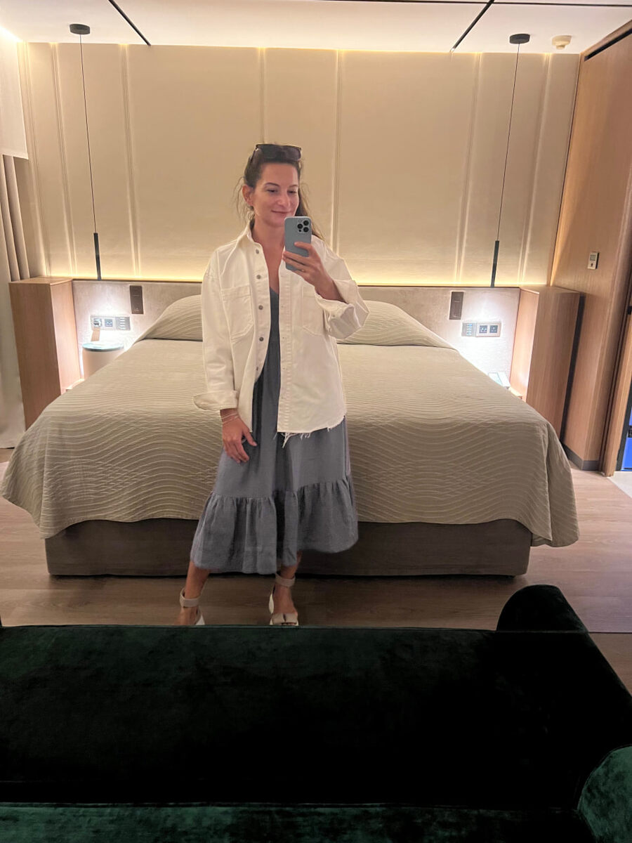 Номер - Penthouse suite (56 кв. м.) 6 этаж , панорамный вид на море. 