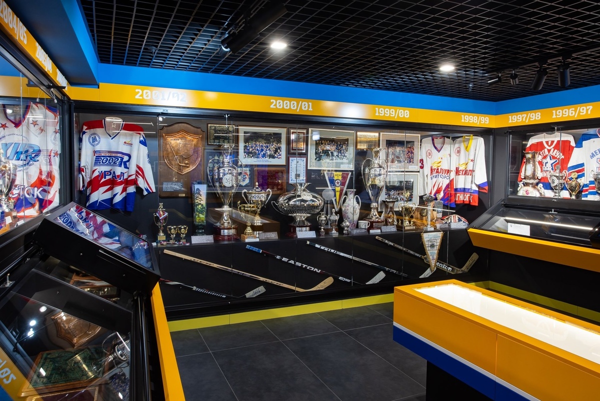 В музее ХК "Металлург"