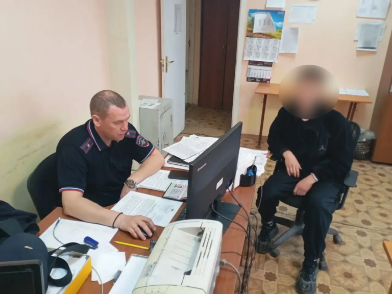   В Оренбурге нашли молодых людей, бросавших петарды из окна Оренбуржье