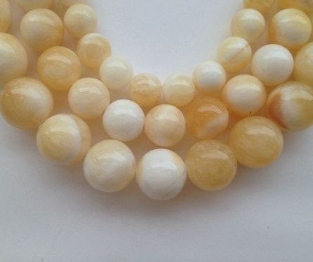 Бусины из селенита