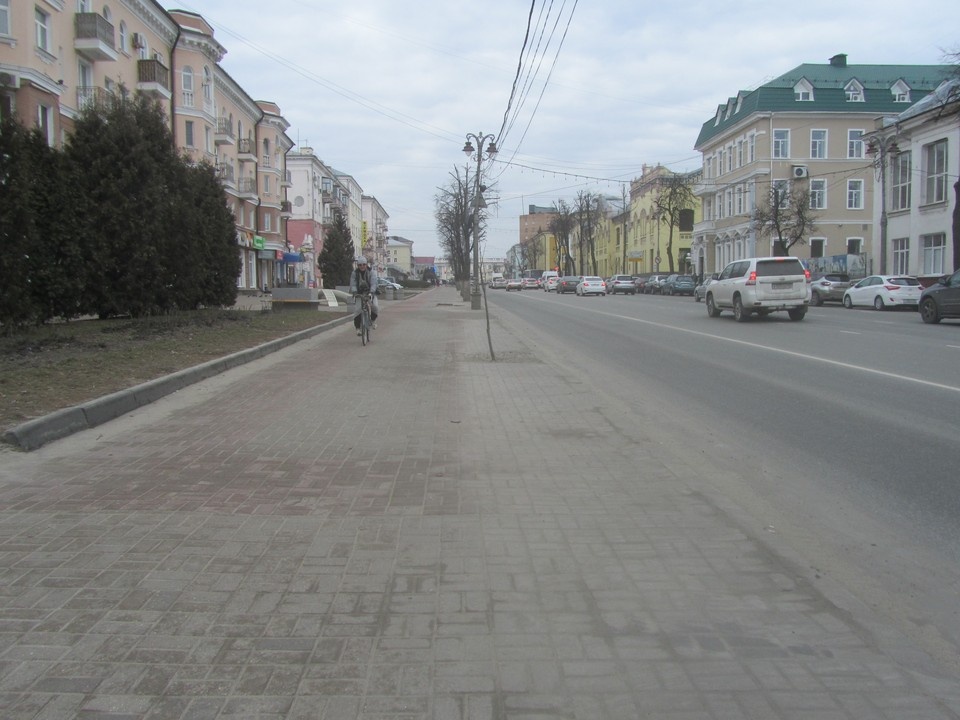    Чиновник должен решить вопросы уборки города и ремонта дорог Светлана ВОЛКОВА
