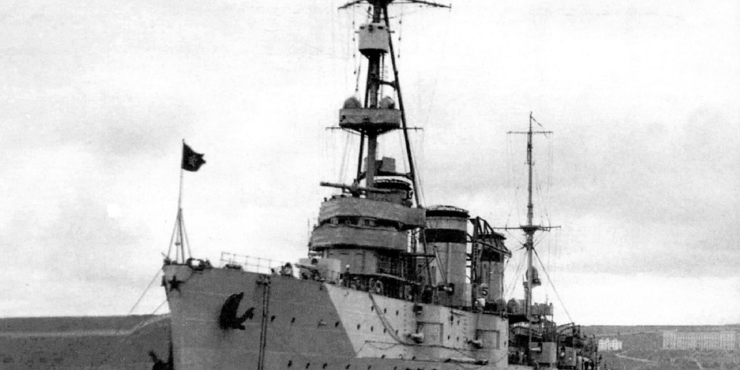 Крейсера типа «Светлана» и «Адмирал Нахимов» – каждый для своего моря /1/ "Однотипные", но разные?